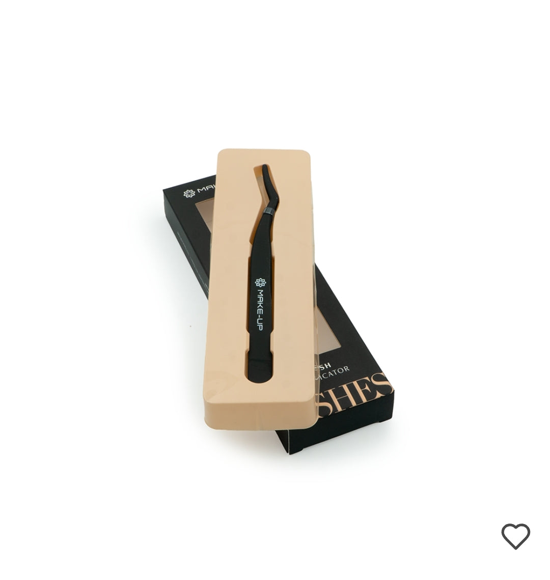 La gamme cosmétiques Chogan a été pensée pour sublimer la beauté naturelle,
Premièrement, tout en respectant la peau et en offrant une expérience unique entre soin, confort et élégance.