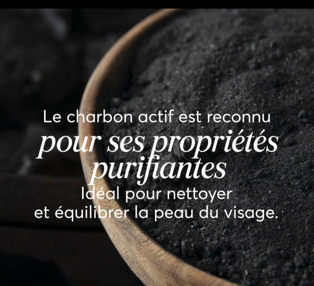Premièrement : La Gamme Black Charbon&nbsp; se distingue par son pouvoir purifiant et détoxifiant.