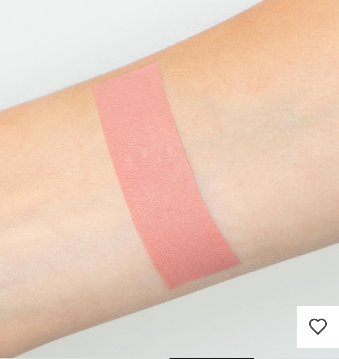 La gamme cosmétiques Chogan a été pensée pour sublimer la beauté naturelle,

Premièrement, tout en respectant la peau et en offrant une expérience unique entre soin, confort et élégance.  