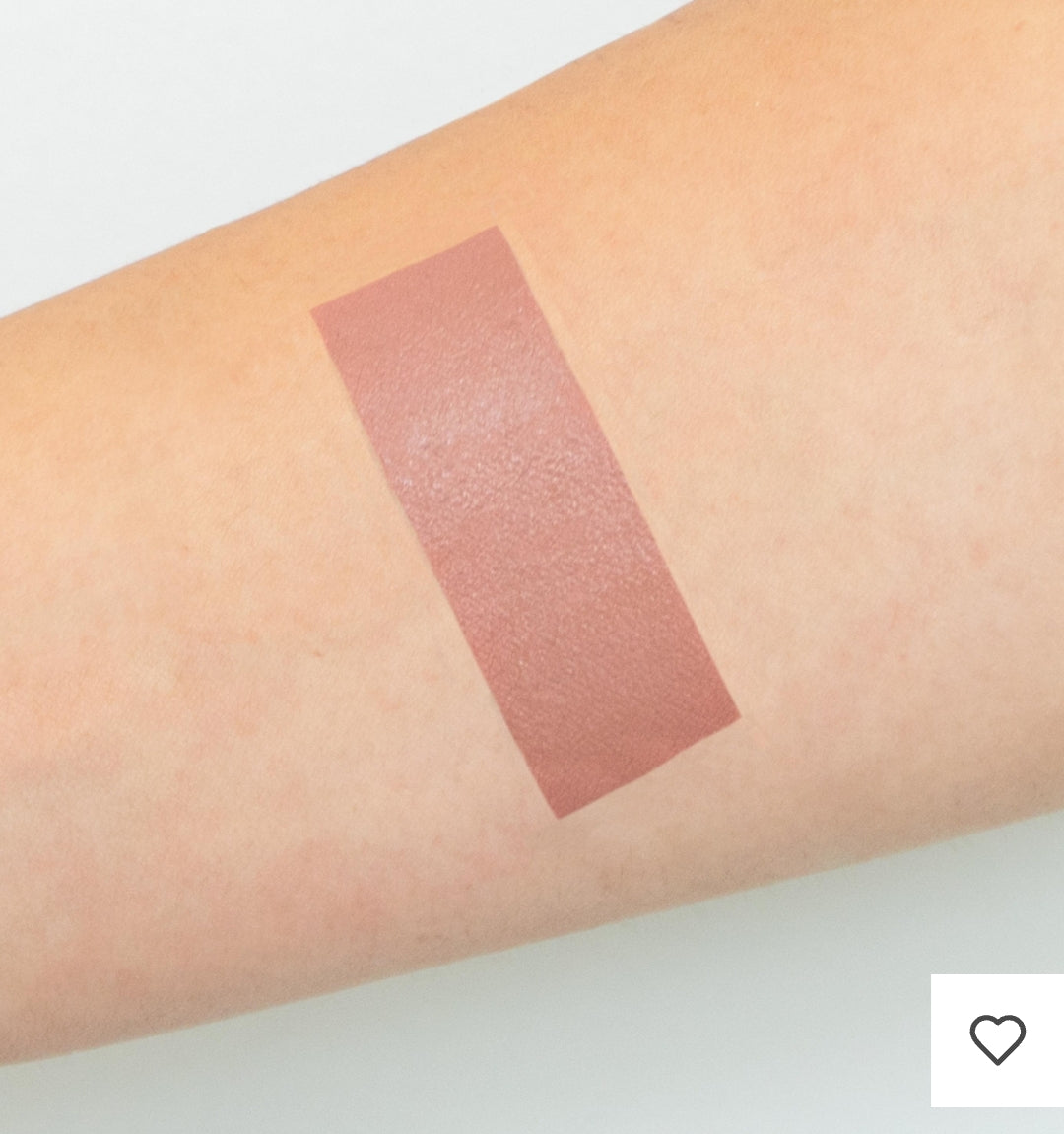 La gamme cosmétiques Chogan a été pensée pour sublimer la beauté naturelle,

Premièrement, tout en respectant la peau et en offrant une expérience unique entre soin, confort et élégance.