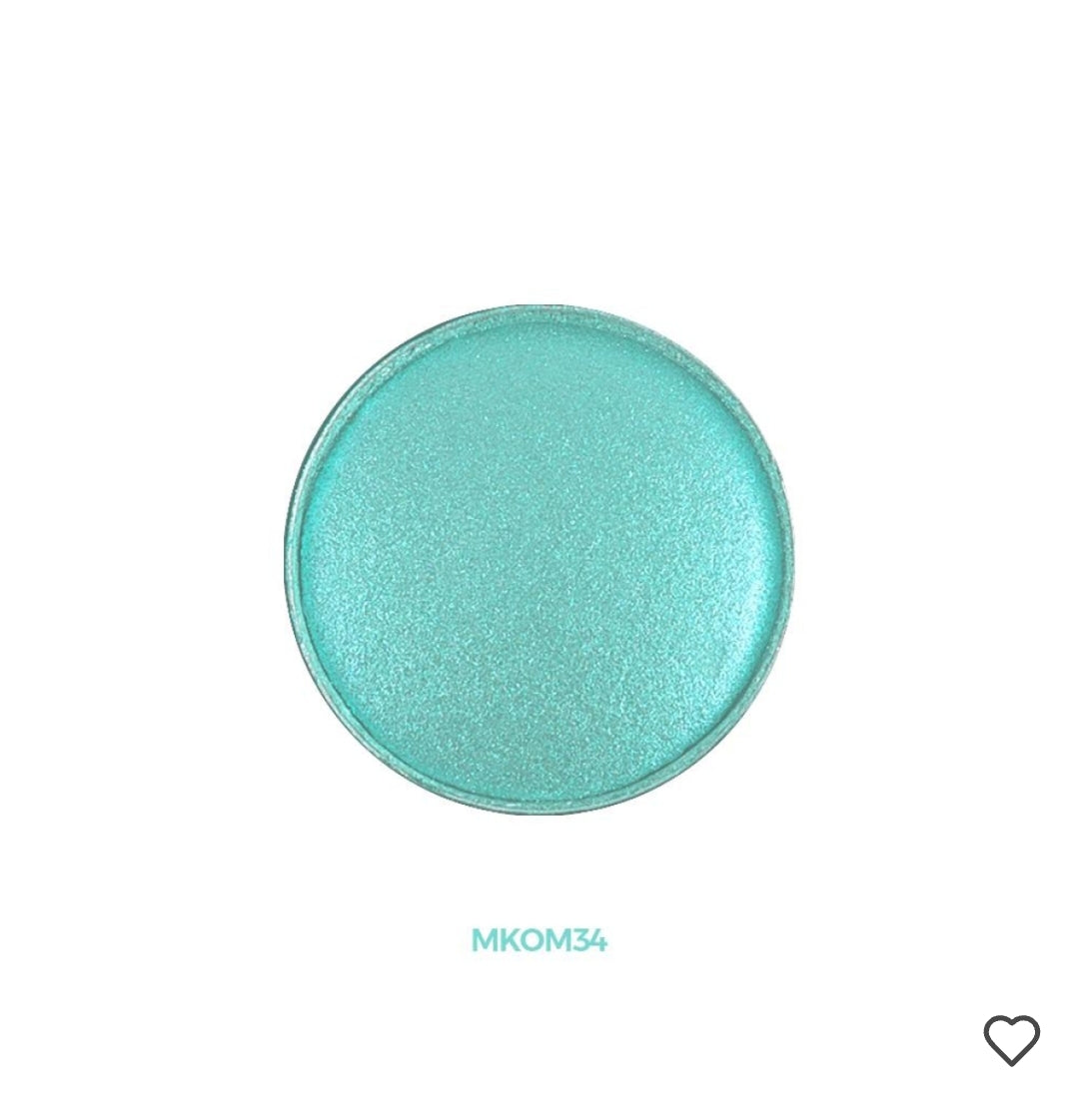 La gamme cosmétiques Chogan a été pensée pour sublimer la beauté naturelle,

Premièrement, tout en respectant la peau et en offrant une expérience unique entre soin, confort et élégance.  