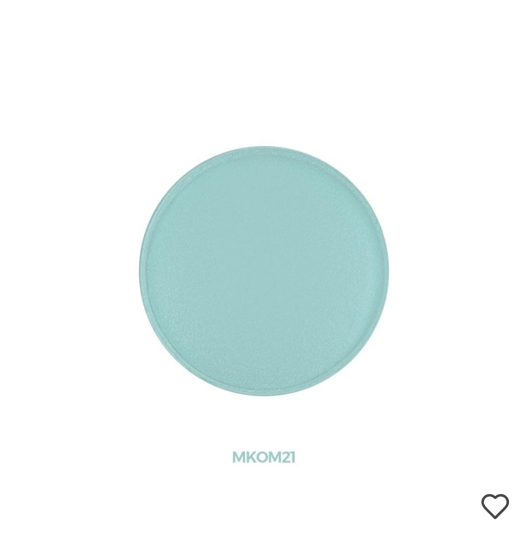 La gamme cosmétiques Chogan a été pensée pour sublimer la beauté naturelle,

Premièrement, tout en respectant la peau et en offrant une expérience unique entre soin, confort et élégance.  