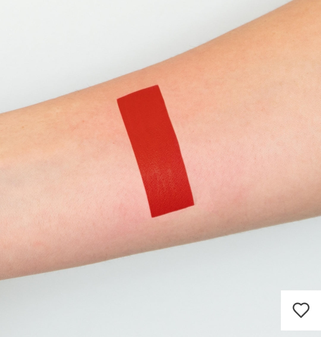 La gamme cosmétiques Chogan a été pensée pour sublimer la beauté naturelle,

Premièrement, tout en respectant la peau et en offrant une expérience unique entre soin, confort et élégance