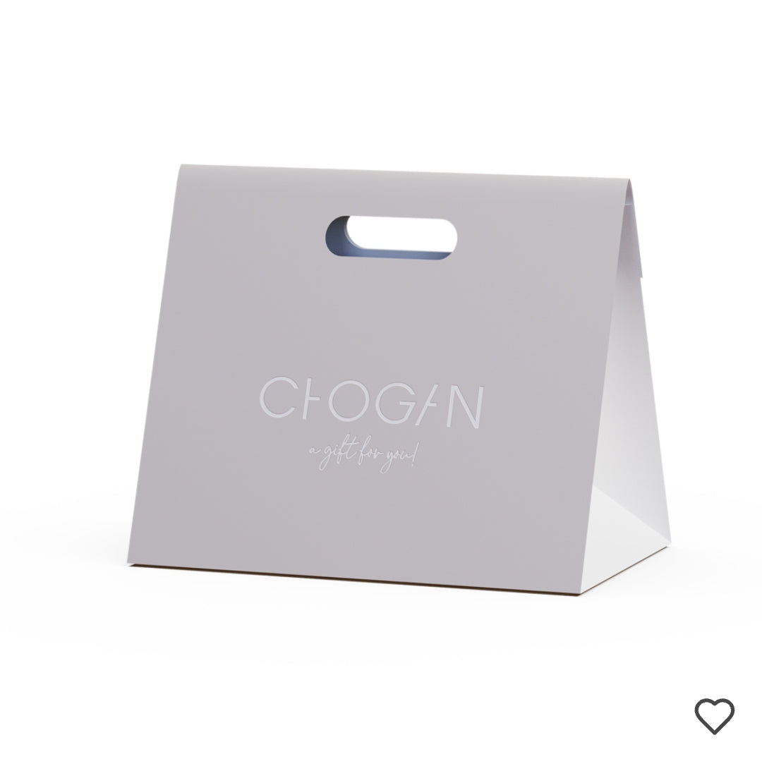 Premièrement : La gamme Sacs Cadeaux Chogan est spécialement , conçue pour sublimer chaque présent et transformer l'acte d'offrir en un moment d'exception.