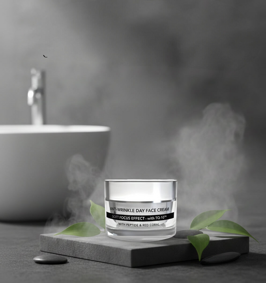 Premièrement,, la gamme Peptilux de Chogan a été développée pour offrir une réponse ciblée et efficace aux signes visibles de l’âge.