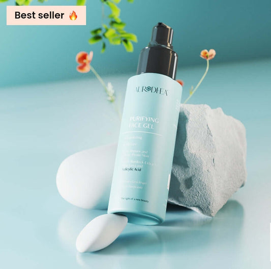 Premièrement : La gamme purifiante exfoliante Chogan est conçue pour nettoyer la peau en profondeur, éliminer les impuretés et révéler un teint frais et lumineux.