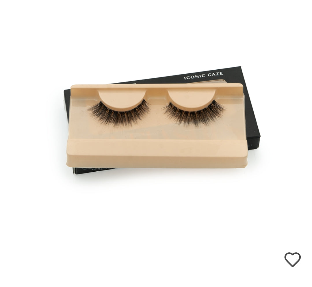 La gamme cosmétiques Chogan a été pensée pour sublimer la beauté naturelle,

Premièrement, tout en respectant la peau et en offrant une expérience unique entre soin, confort et élégance. 