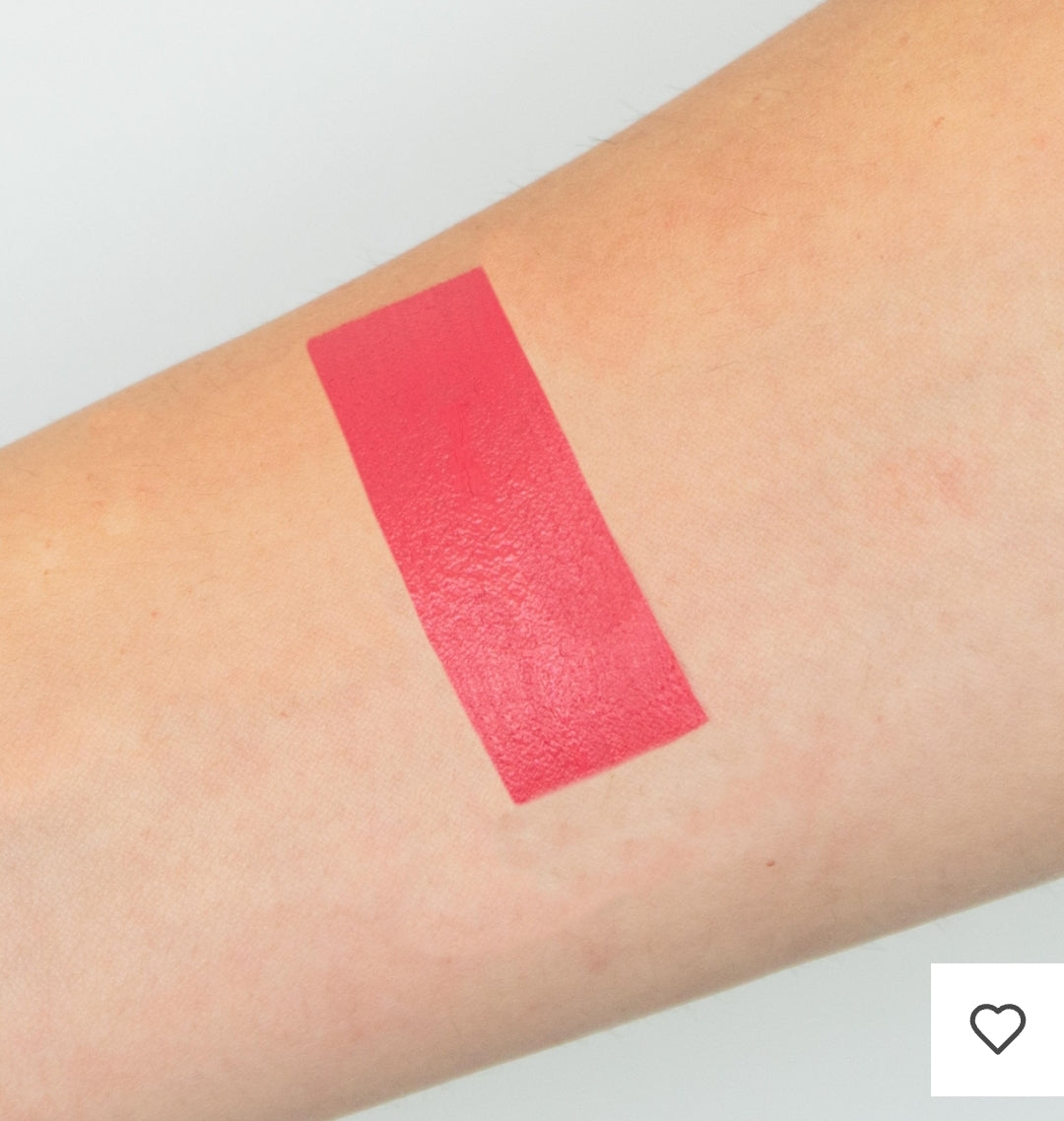 La gamme cosmétiques Chogan a été pensée pour sublimer la beauté naturelle,

Premièrement, tout en respectant la peau et en offrant une expérience unique entre soin, confort et élégance.  