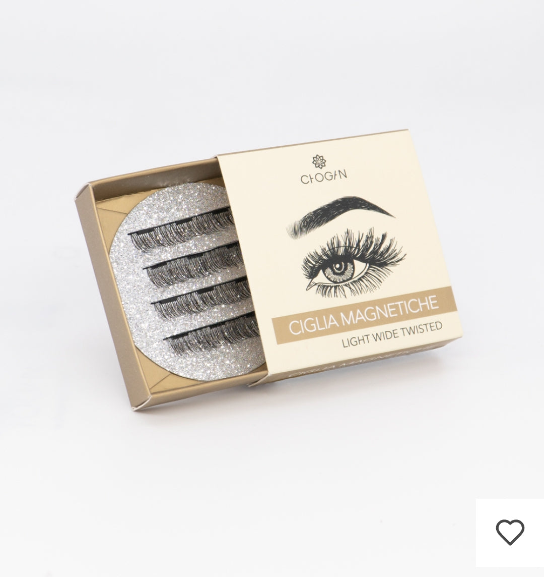 La gamme cosmétiques Chogan a été pensée pour sublimer la beauté naturelle,

Premièrement, tout en respectant la peau et en offrant une expérience unique entre soin, confort et élégance.  