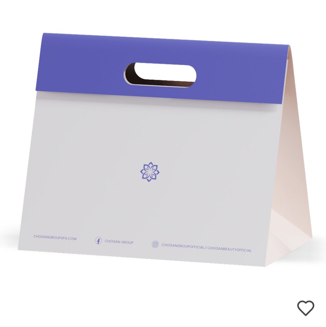 Premièrement : La gamme Sacs Cadeaux Chogan est spécialement , conçue pour sublimer chaque présent et transformer l'acte d'offrir en un moment d'exception.