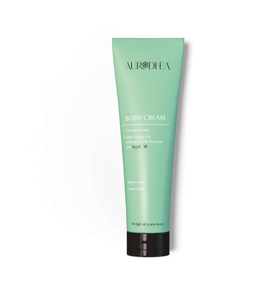 Premièrement : La crème  Chogan est spécialement conçue pour hydrater, nourrir et protéger la peau au quotidien.

