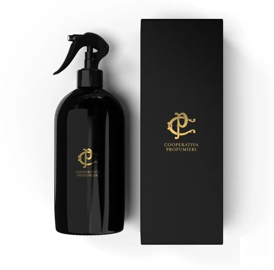 ​Premièrement, s'ouvrir aux secrets de l'aromachologie florale est une étape indispensable pour révéler la beauté naturelle de votre intérieur et cultiver une sérénité profonde à la maison.
